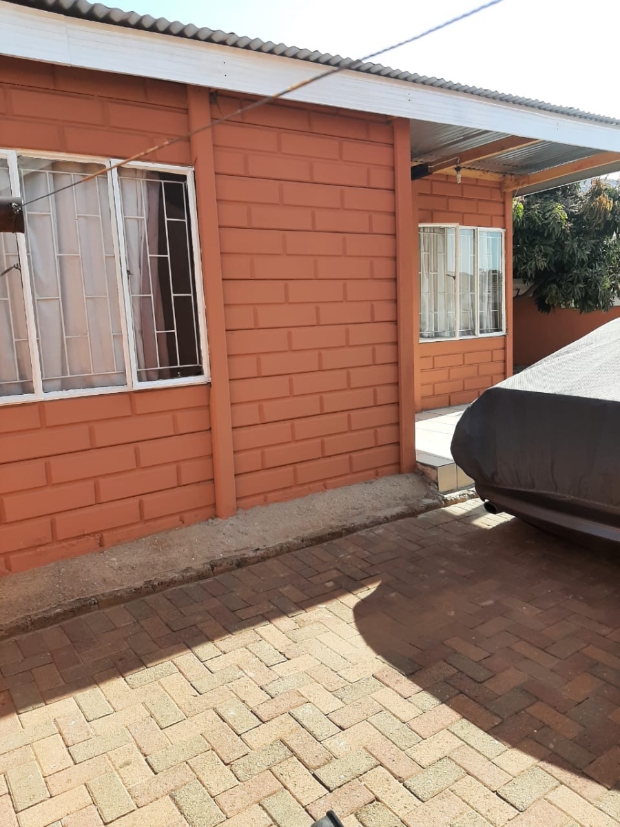 3 Bedroom Property for Sale in Tlhabane West North West